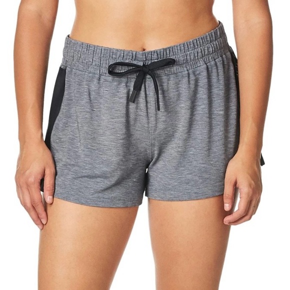 Under Armour Running Shorts - Picture 1 of 7